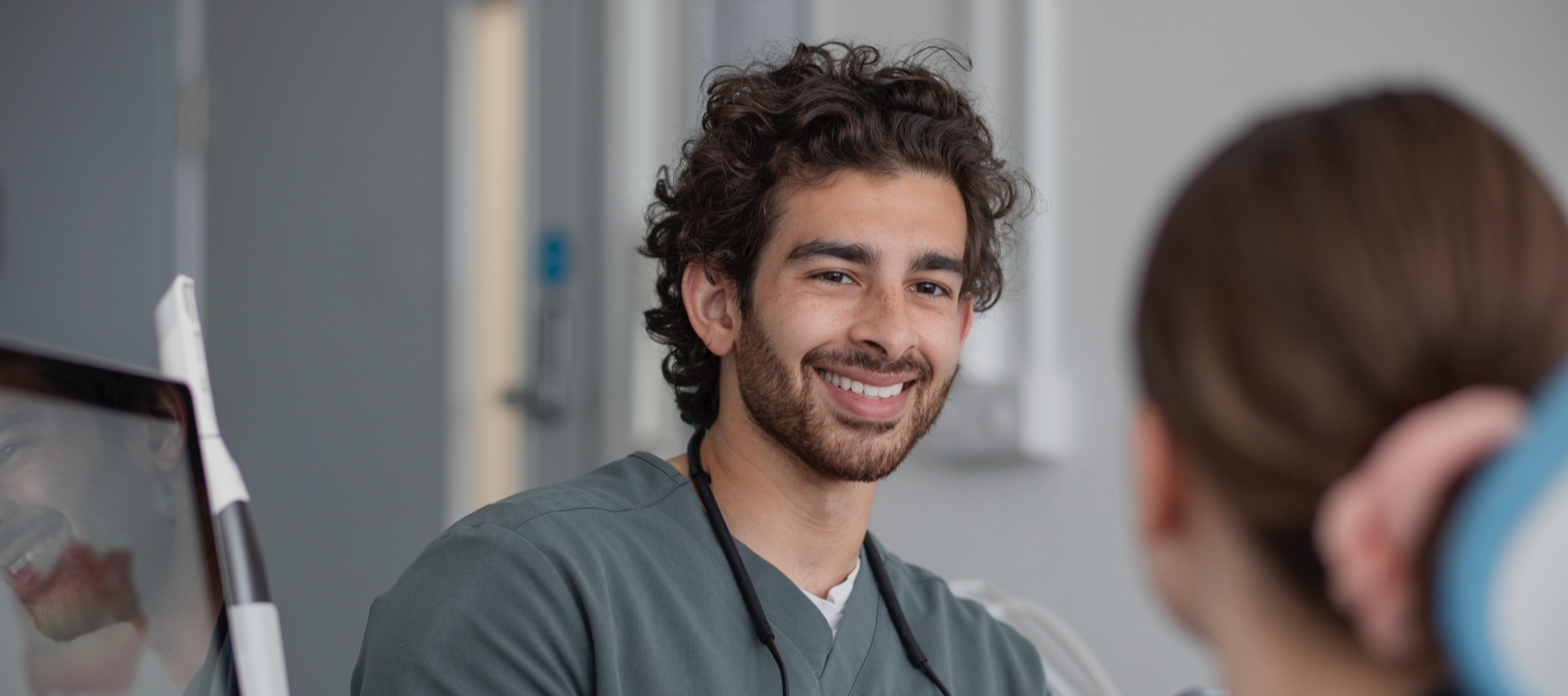 Contact Thumb Dr Saf Johar